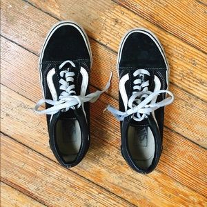 Vans classic skate shoes